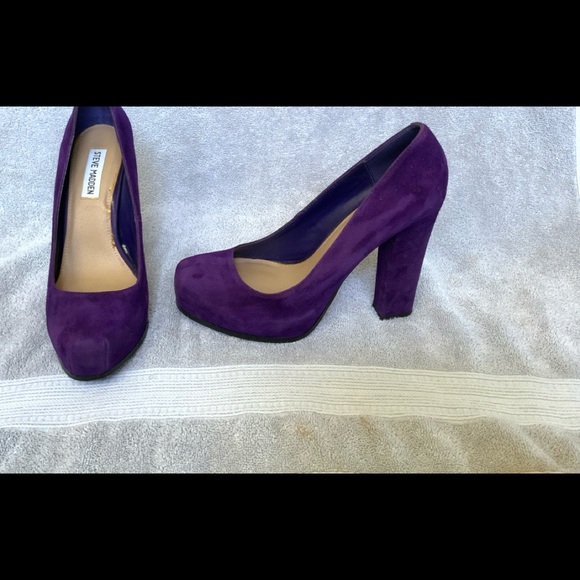 Purple suede pumps - Picture 2 of 2